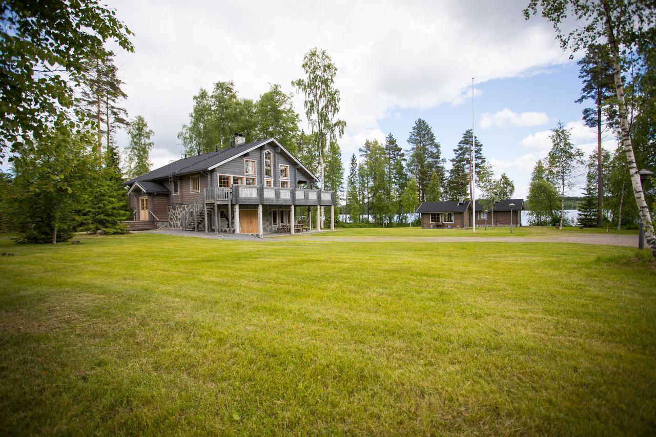 Готель Kuus-Hukkala Harkala  Екстер'єр фото