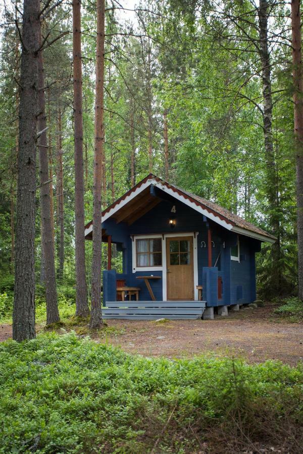 Готель Kuus-Hukkala Harkala  Екстер'єр фото